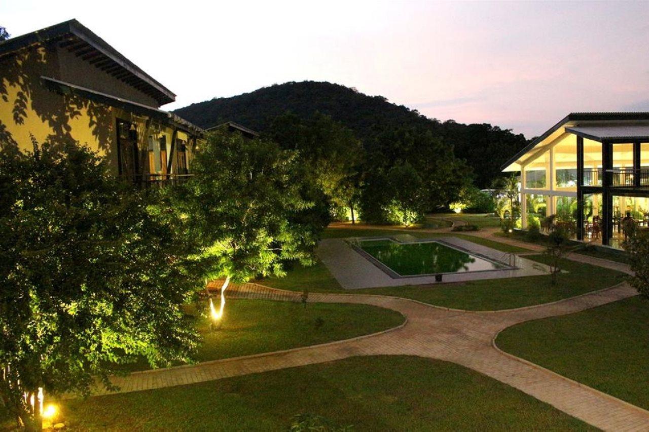 Magampura Eco Village Tissamaharama Buitenkant foto