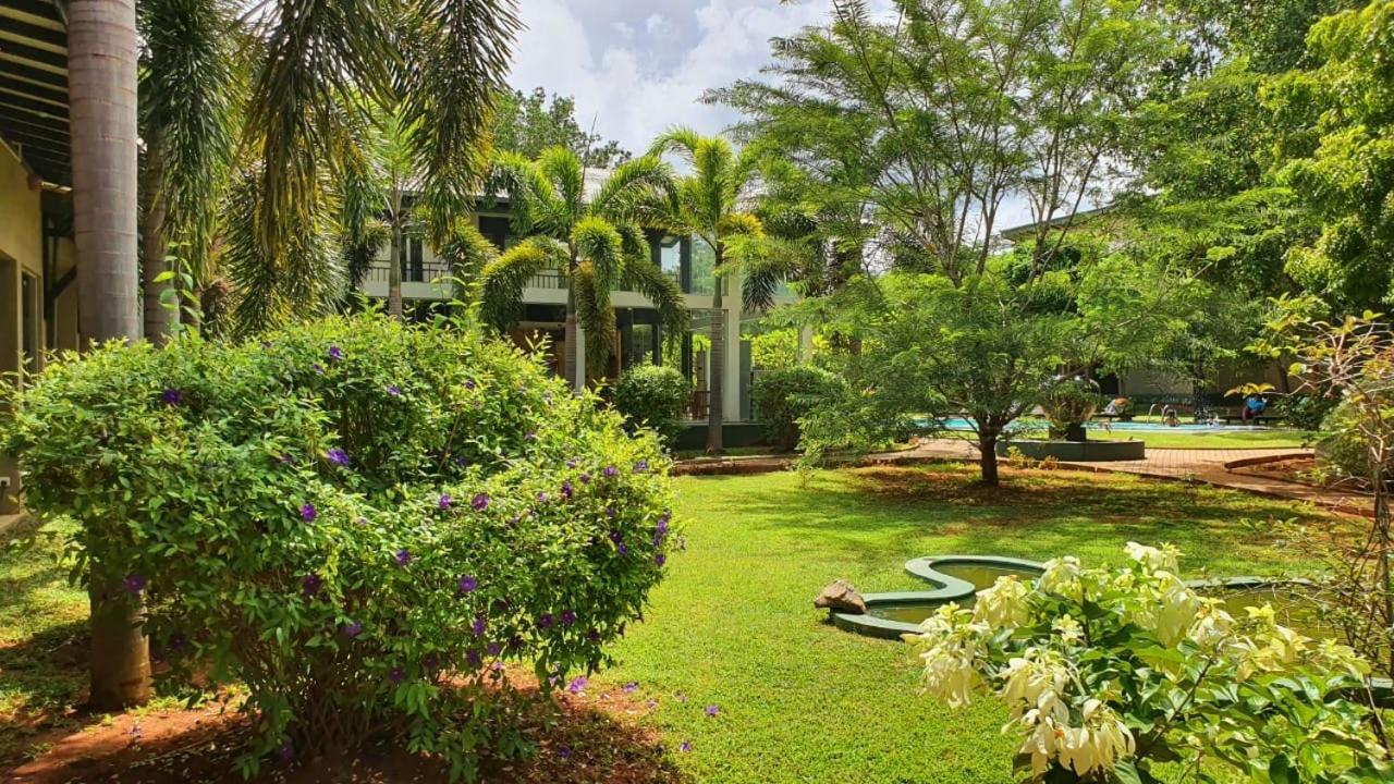 Magampura Eco Village Tissamaharama Buitenkant foto